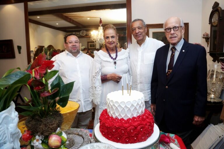 Padre Vinicius, Cristina Aboim, Amaro Leandro e Claudio Aboim