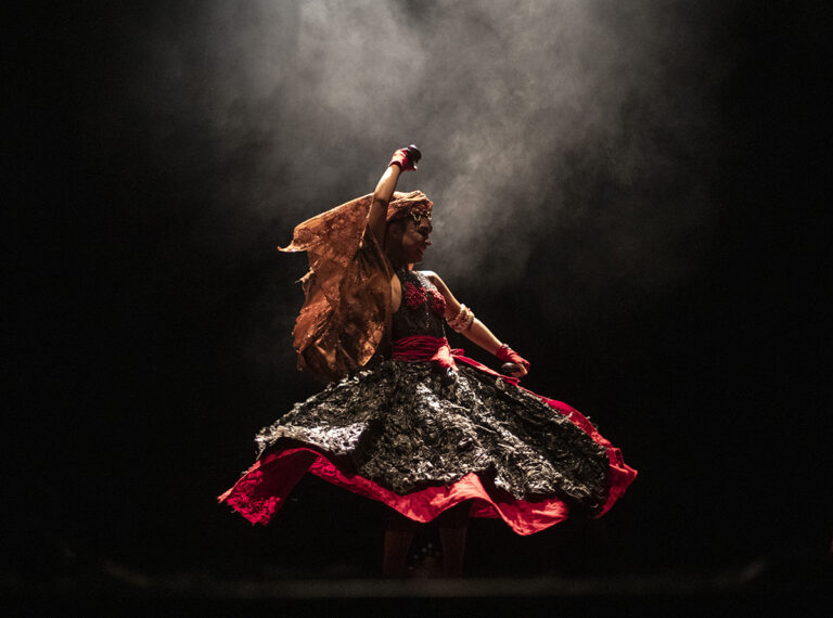 RJ - 23/06/2024 - Menina Mojuba - Teatro Dulcina