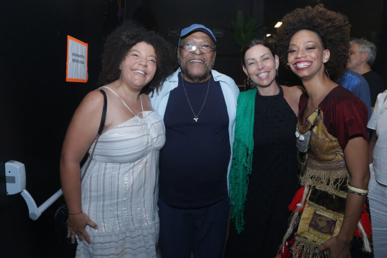 Alegria Ferreira, Martinho da Vila, Cleo Ferreira e Dandara Ventapane