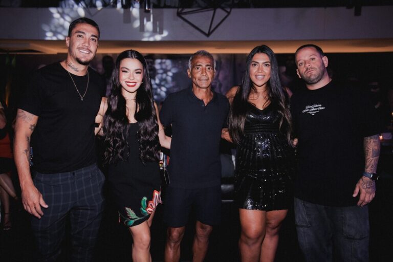 Romarinho, Beatriz Michelle, Romario, Moniquinha Faria e Ricardo Meireles - foto de Fares Rames