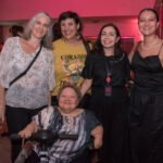 Bebel Portella com Fabiana Vidal, Mariana Várzea, Laura Ghelman e Ana Paula Rocha