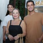 Kika Macedo entre Rafael e Gustavo Kemp