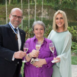 Luiz Felipe e Isabela Francisco com a consul de Portugal Gabriala Soares de Albergaria