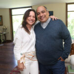 Beatriz Percinoto e Padre Omar