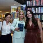 Rita Teles, a presidente da OAB Ana Tereza Basílio e Maria Eugenia Teles