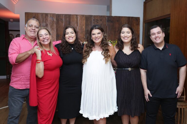 Marcelo e Claudia Cury, Carolina Cury, Ana Cristina Blois, Carina Cury e Marcos Lepore
