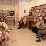 Leitura de poesias do livro Amar-o-tempo