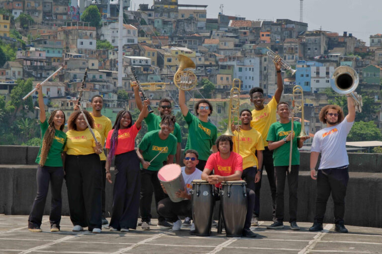 Favela_orquestra.jpg