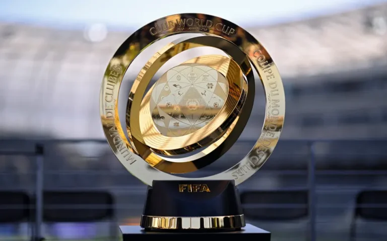 AFP__20250609__2219233230__v1__HighRes__LosAngelesFootballClubVSportingKansasCity-scaled-aspect-ratio-512-320-8