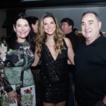 Cinthia Monnerat entre Dassa Danna e Vitor Bonder