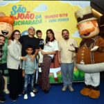 Bruno Moura, Maria Liberato , João Gomes e Matheus, Carina Liberato e o filho Thomaz e Chaps