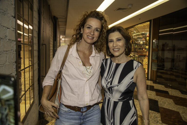 Francisca Queiroz e Beth Goulart