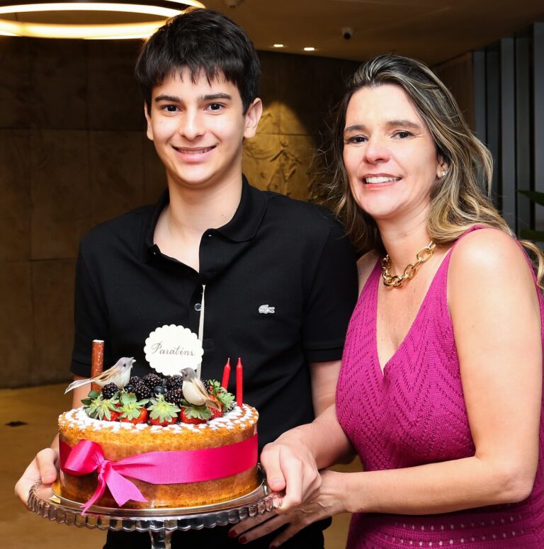 Luiz Felipe e sua Mae Ilka Tostes