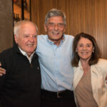 Bob Cardim entre Ivan e Lula Cascão