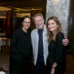 Joao Caetano(cantor) entre Gisele Taranto e Leticia Perez