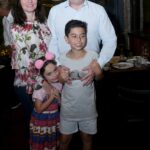 Flavia Costa e Evaristo de Moraes e as criancas Raphael e Giovanna de Moraes