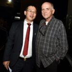 O idealizador da mostra Arthur Chen e Antônio Carlos da Fontoura