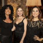 Bianca Teixeira, Juliana Vieira e a irmã Paula Vieira