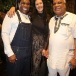 Neguinho da Beija-flor, Elaine Reis e Ivanir dos Santos