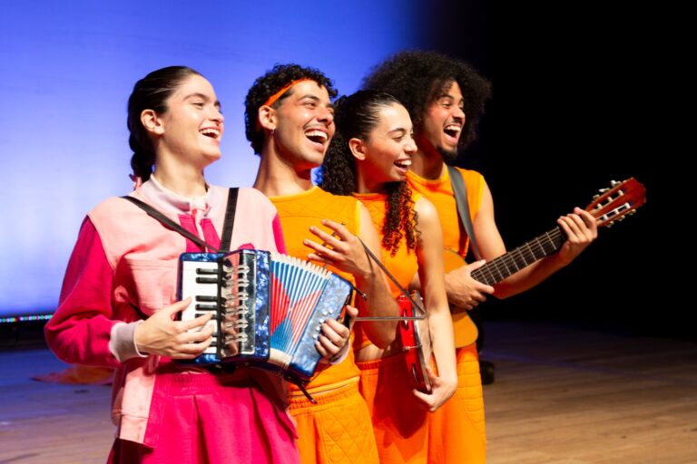 Trupe Qualquer - Espetáculo Café com Leite - Foto Tati Motta 3