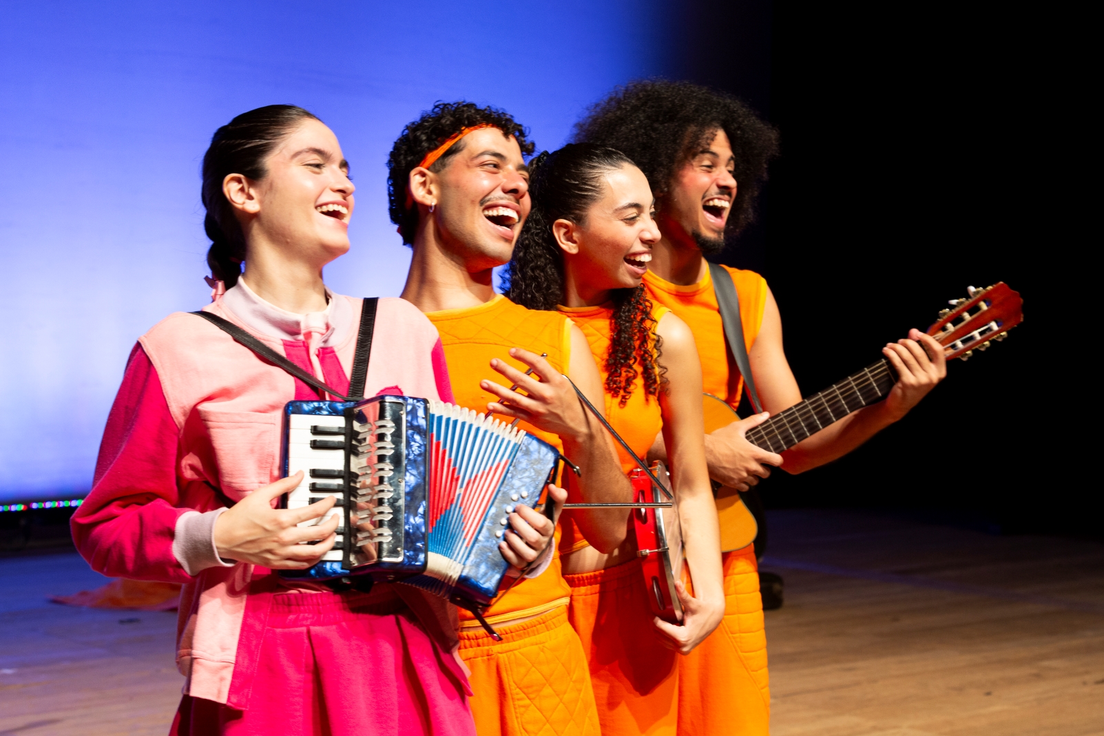 Trupe Qualquer - Espetáculo Café com Leite - Foto Tati Motta 3