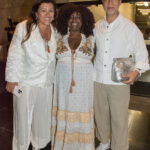 Regina Casé e Estêvão Ciavatta com a chef Dida Nascimento