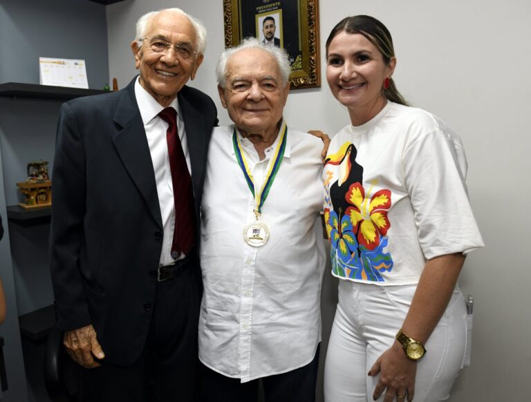Gildásio Penedo e Isis Miranda