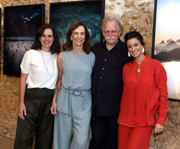 Ana Fortes , Betina Samaia , Claudio Edinger e Maria Eduarda Ballesteros - SONHOS CRUZADOS - CASA PROEZA - DEZ 2025 - CG