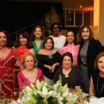 Amigas do casal prestigiando o aniversariante