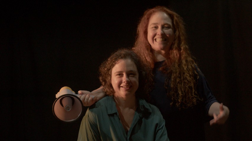 Julia Bernat e Debora Lamm Foto Camilla Lapa