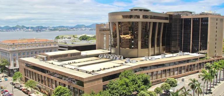 1387163bb-d136-4839-8cde-a95d4a66c34e