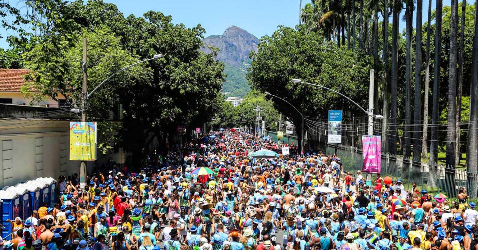 carnaval-rua-rio-de-janeiro-1536x805