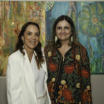 Denise Calasans e a curadora Marisa Florida