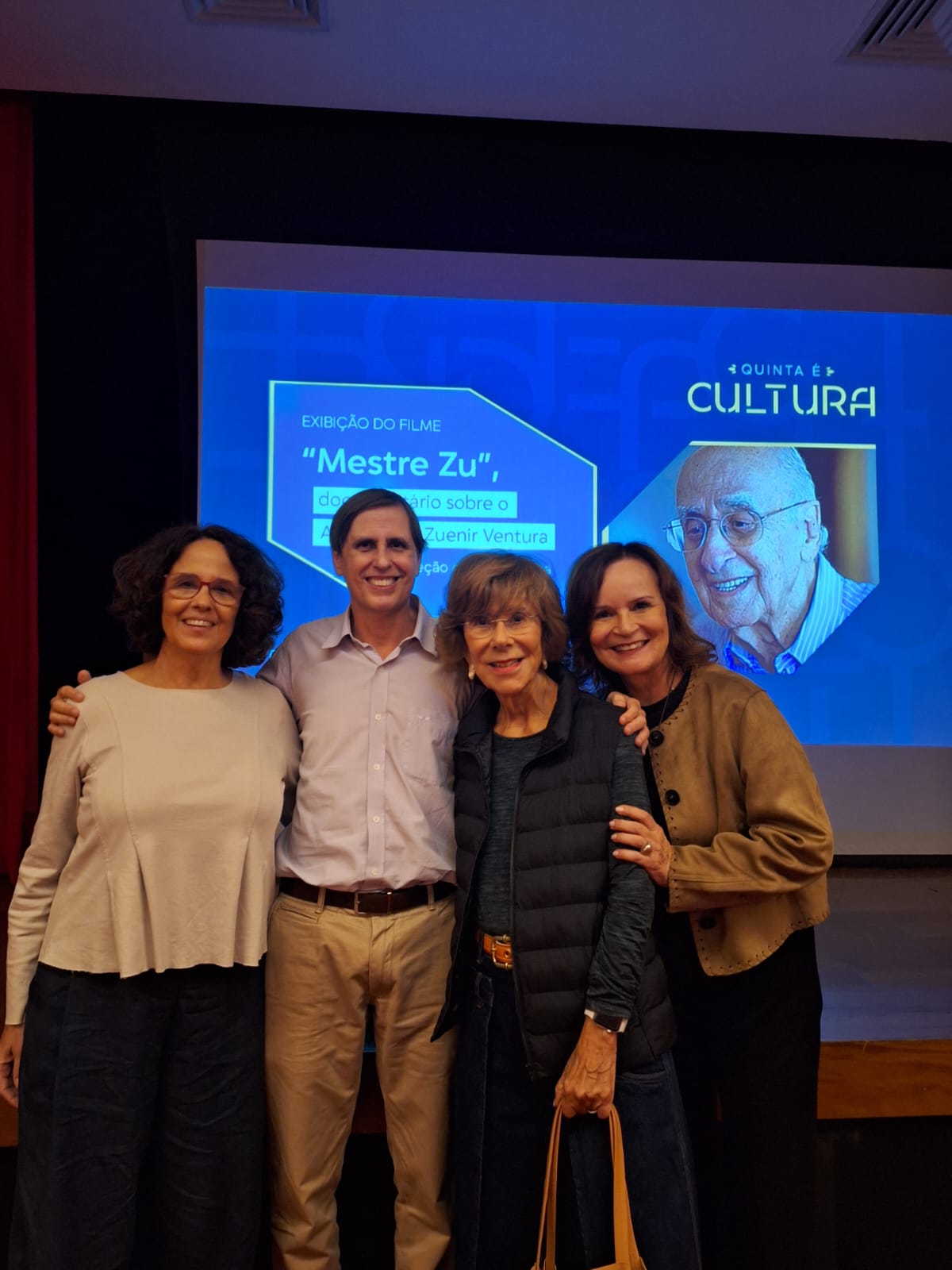 Elisa, Mauro, Vera e Luciana