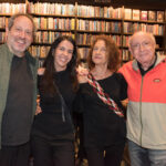 Philippe Barcinski e Maria Camargo com Ilana e Armando Strozemberg