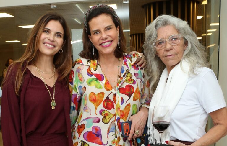Isabella Lemos de Moraes, Narcisa Tamborindeguy e Marcia Marschhausen - Copia