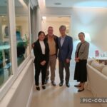 O Consul geral do Japão ,Takashi Manabe com Bayard Boiteux e as diplomatas japonesas Kayo Yoshida e Kotomi Matsumoto