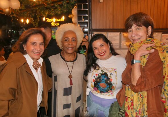 Dhu Moraes,  Totia Meirelles,  Mariana Xavier e  Sandra Pera
