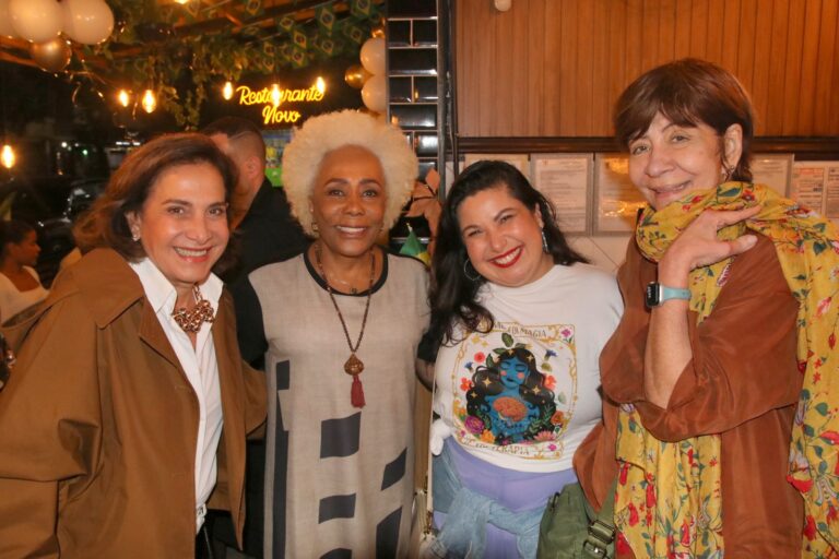 Dhu Moraes, Totia Meirelles, Mariana Xavier e Sandra Pera