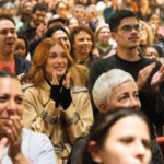 Marina Ruy Barbosa aplaude a amiga