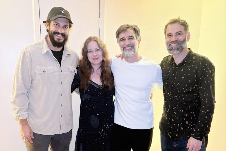 Raphael Vianna, Cléo De Paris, Charles Fricks e Alexandre Galindo