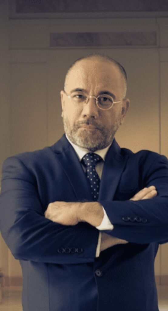 Eduardo Oyawaka 3
