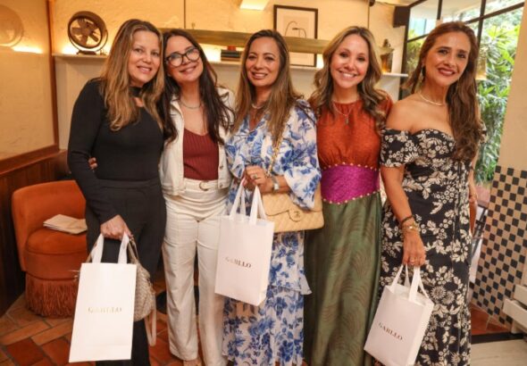 Shirlei Maia, Niuma Garcia, Marcia Romao, Alessandra Amaral e Ana Teresa Padrao