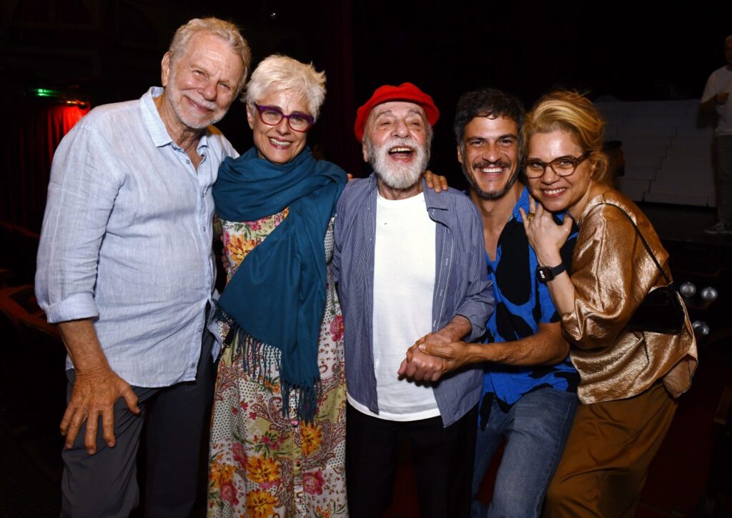 Jonas Bloch, Soraya Ravenle, Renato Borghi, Mateus Solano e Isabel Teixeira