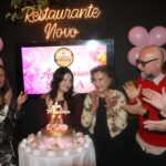 Rosamaria Murtinho,  Sofia, com os pais Mauro Mendonca Filho e Juliana Mendes, e o Tio Rodrigo Mendonça