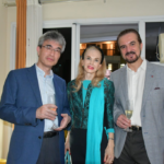 Takashi Manabe com o Consul geral da Finlândia Sérgio Chamone, vice-decano do Corpo Consular e Diana Macedo Soares
