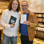 Geraldo-Carneiro-e-Christovam-de-Chevalier-150x150 Geraldinho Carneiro: noite de poesia no lançamento do livro “Ensaio sobre o mar”